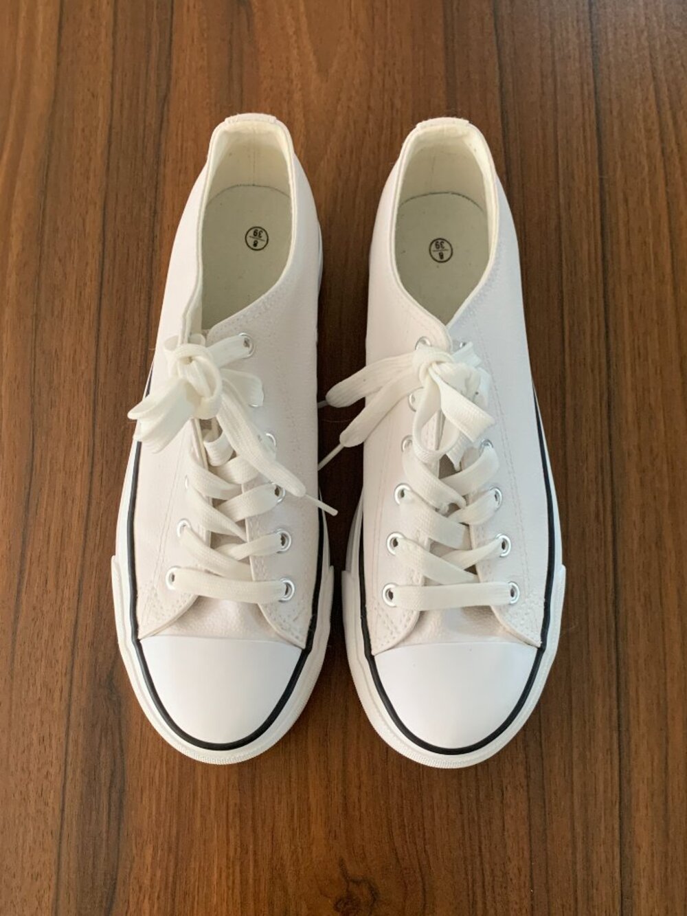 NWOB Faux Leather Converse Style Textured White Sneaker Shoes Casual 8 EU 39 - Picture 2 of 8